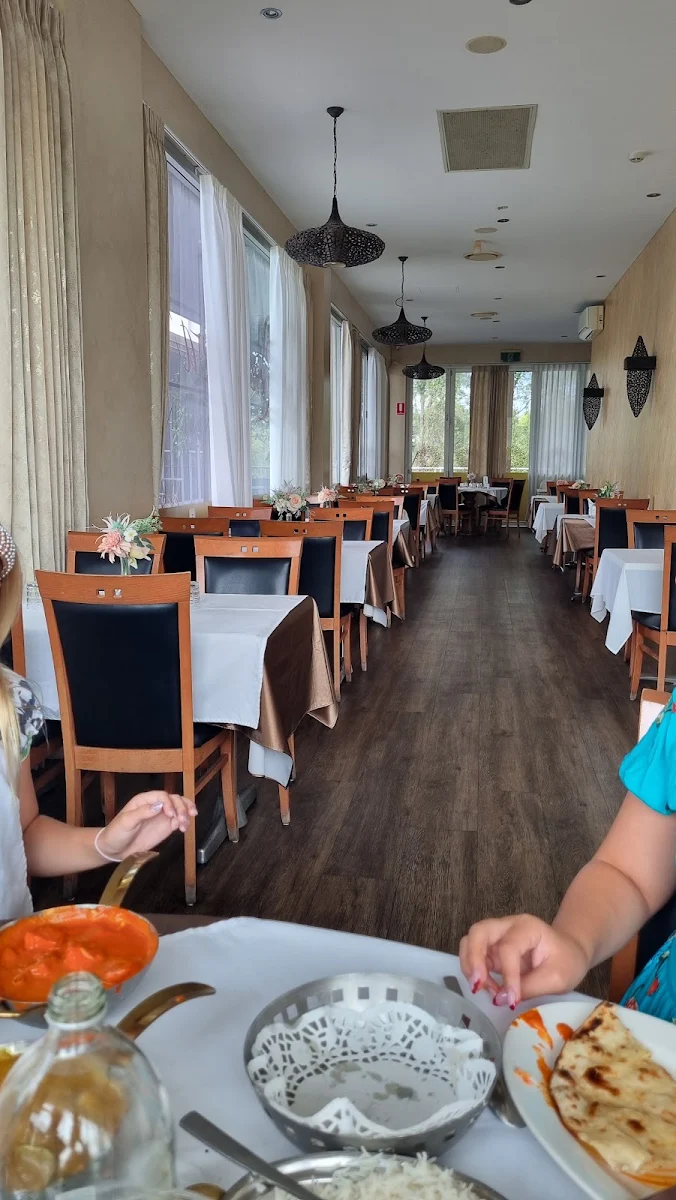 Vibe, Randhawa's Indian Cuisine- Hope Island