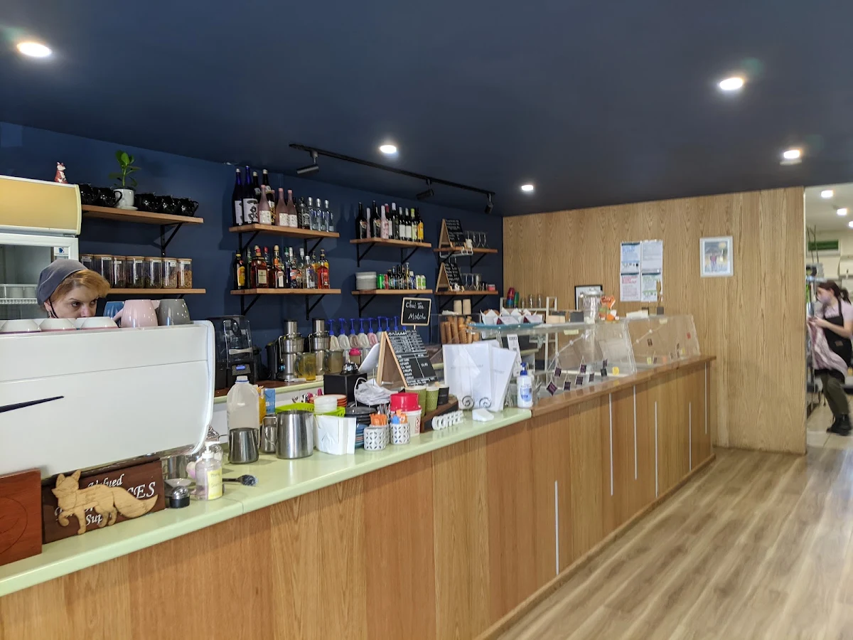 Vibe, The Laughing Fox Cafe