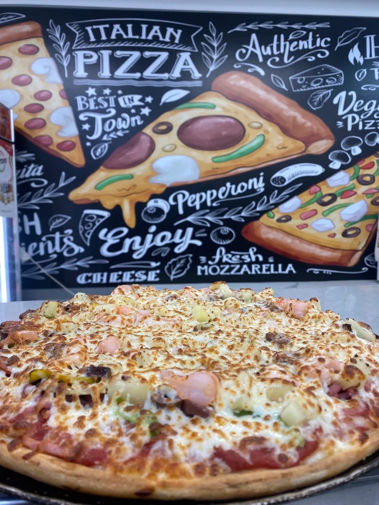 Menu, Gladdy Pizza & Pasta