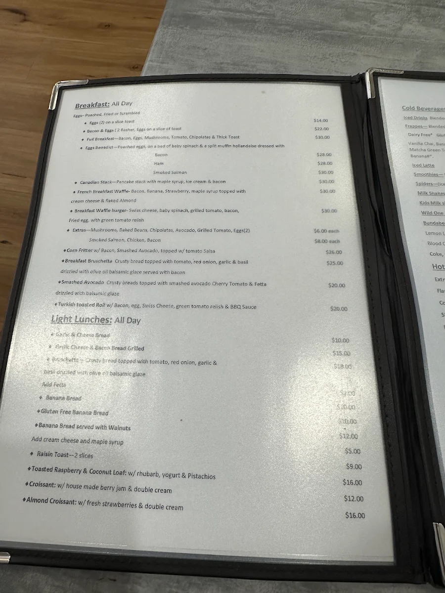 Menu, Cupz N' Crepes