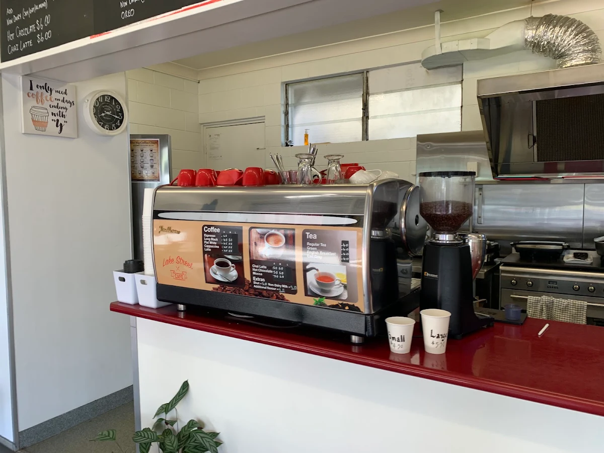 Vibe, R T i C "Regional Tourist info & Coffee"