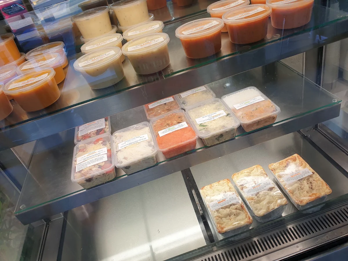 Vibe, Forages Deli Cafe