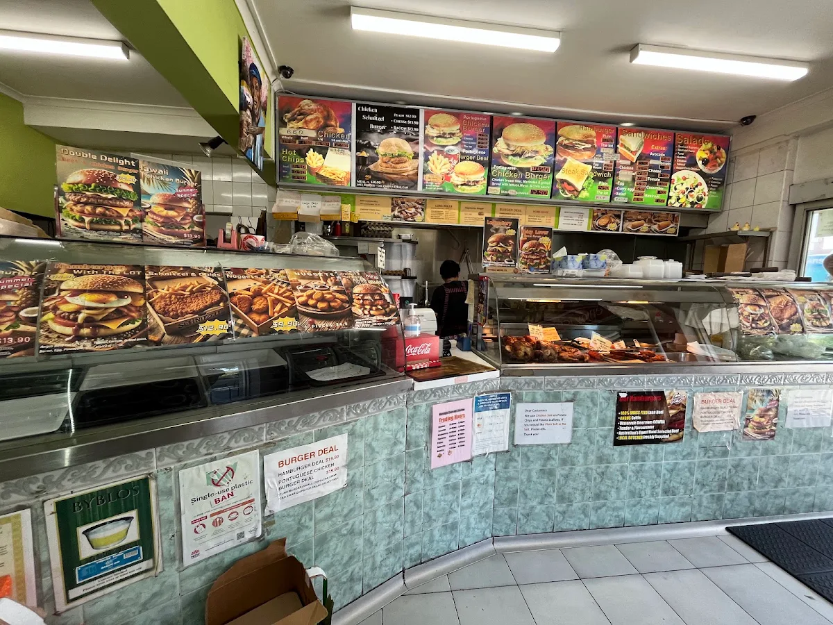 Vibe, Mortdale Charcoal Chickens