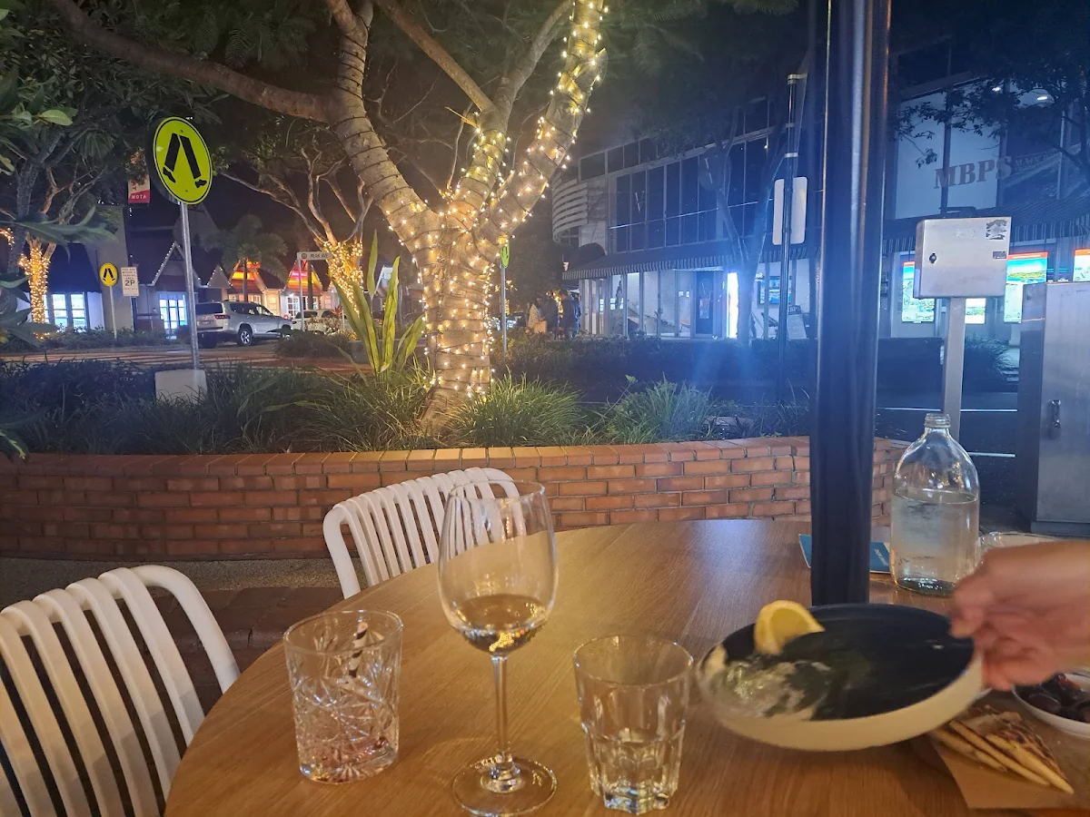 Vibe, Xenia Main Beach