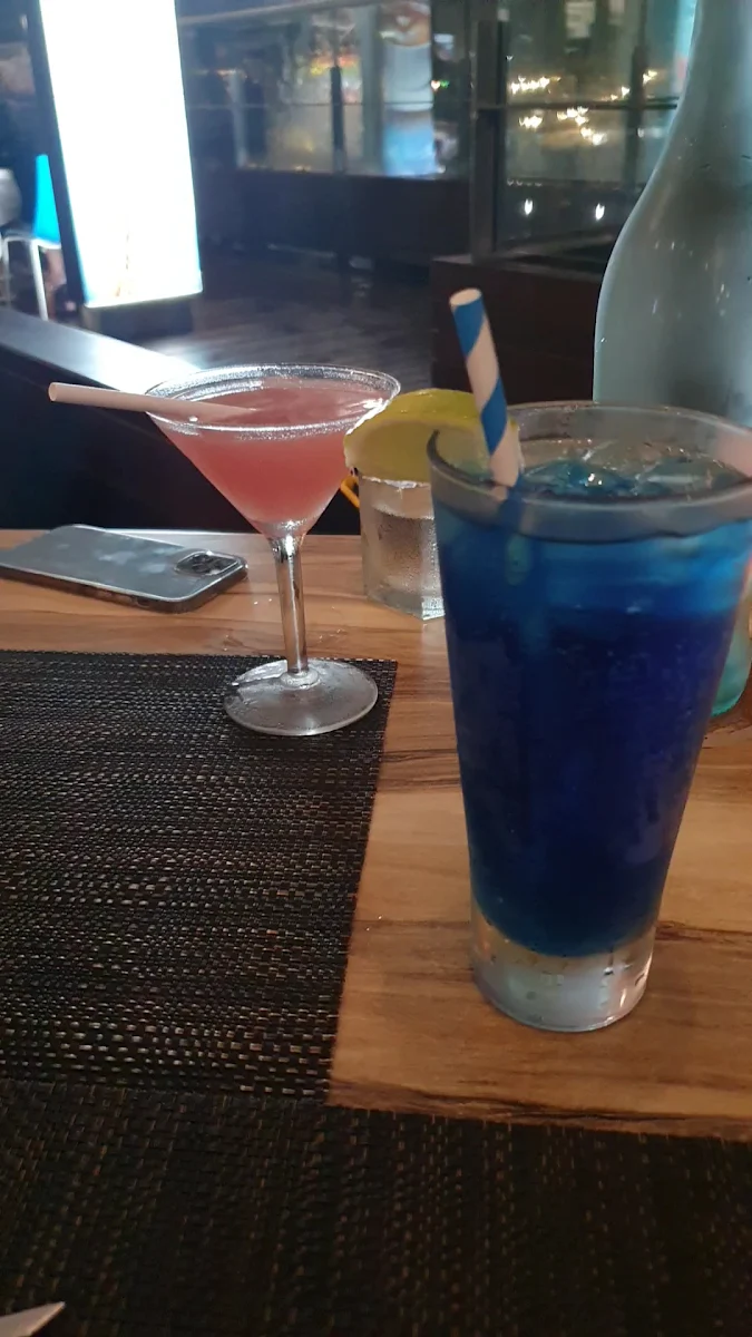 Vibe, Piato Mediterranean Restaurant