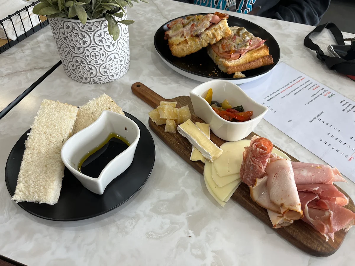 Food & drink, The Rustic Table