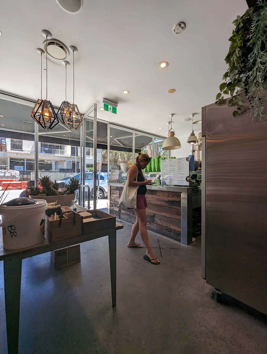 Vibe, Banana Blossom Bondi Beach