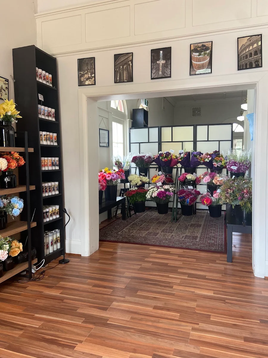 Vibe, Fawkner Tearooms