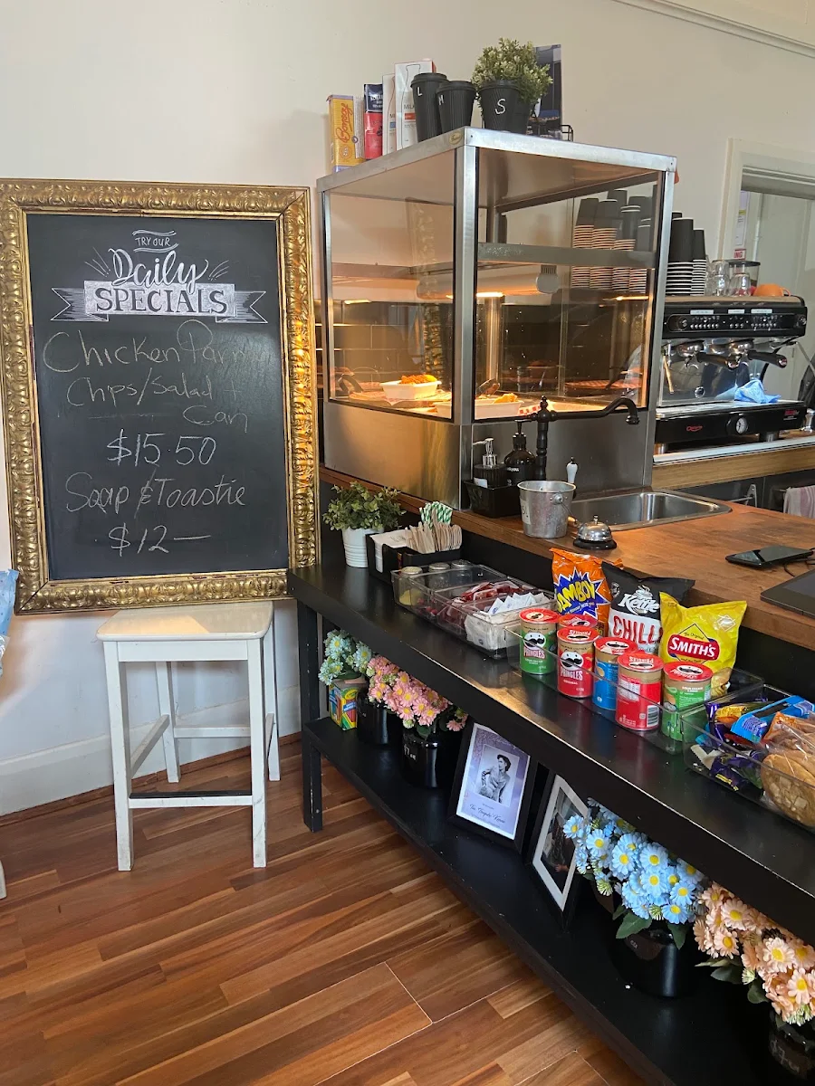 Vibe, Fawkner Tearooms