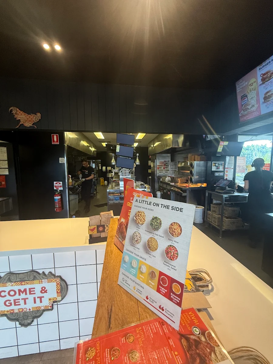 Menu, Oporto Minto Drive Thru
