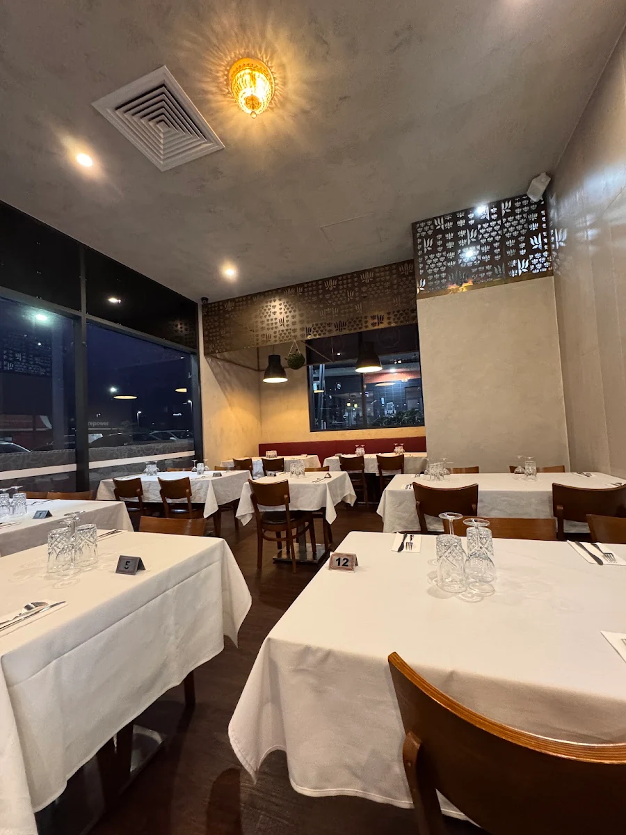 Vibe, Gills Indian Cuisine