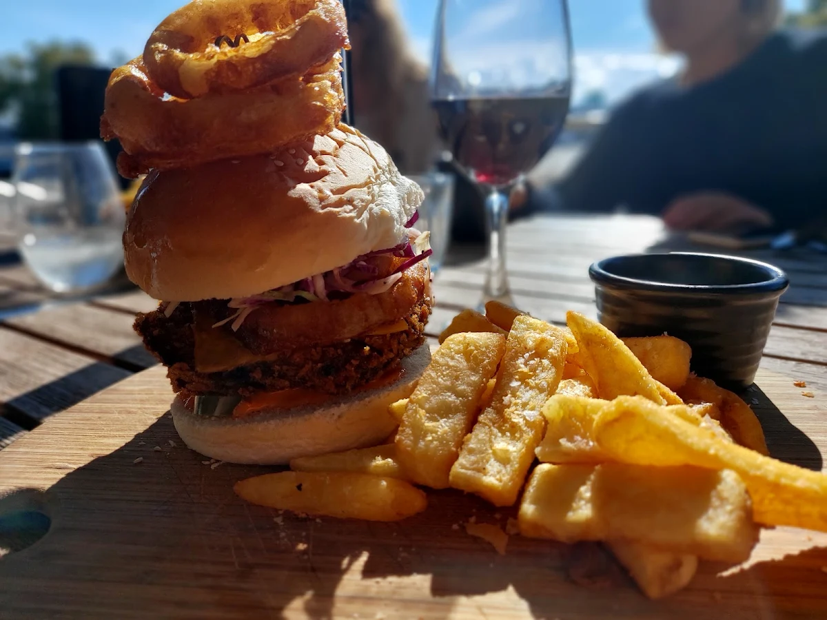 Food & drink, Thoroughbred Hotel