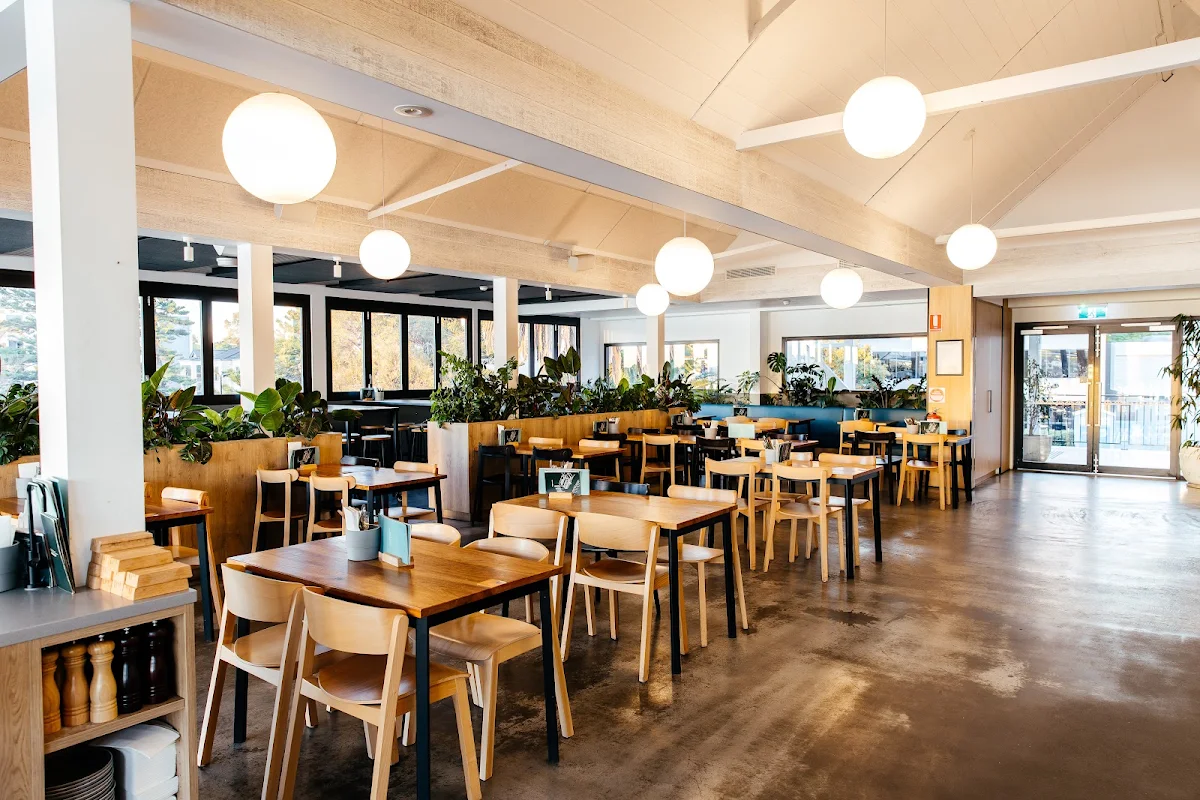 Vibe, The Rowing Pavilion