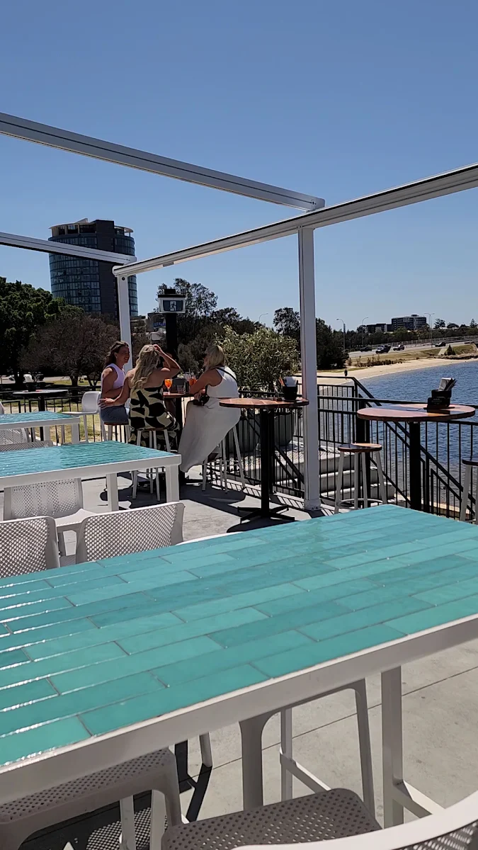 Vibe, The Rowing Pavilion