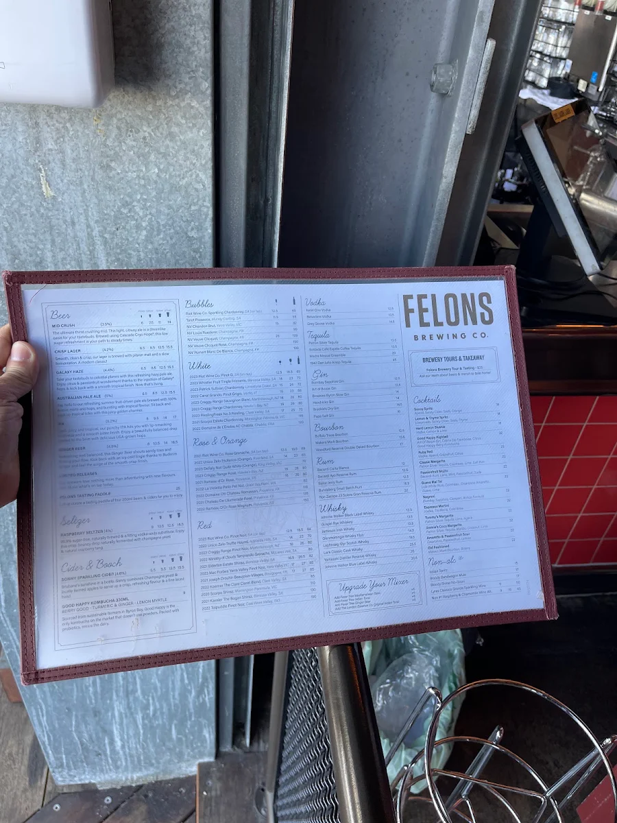 Menu, Felons Café