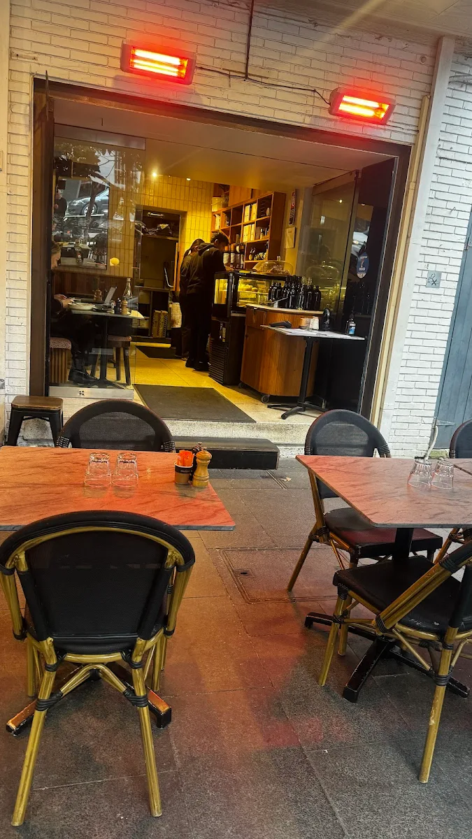 Vibe, La Bomba Cafe & Restaurant Potts Point