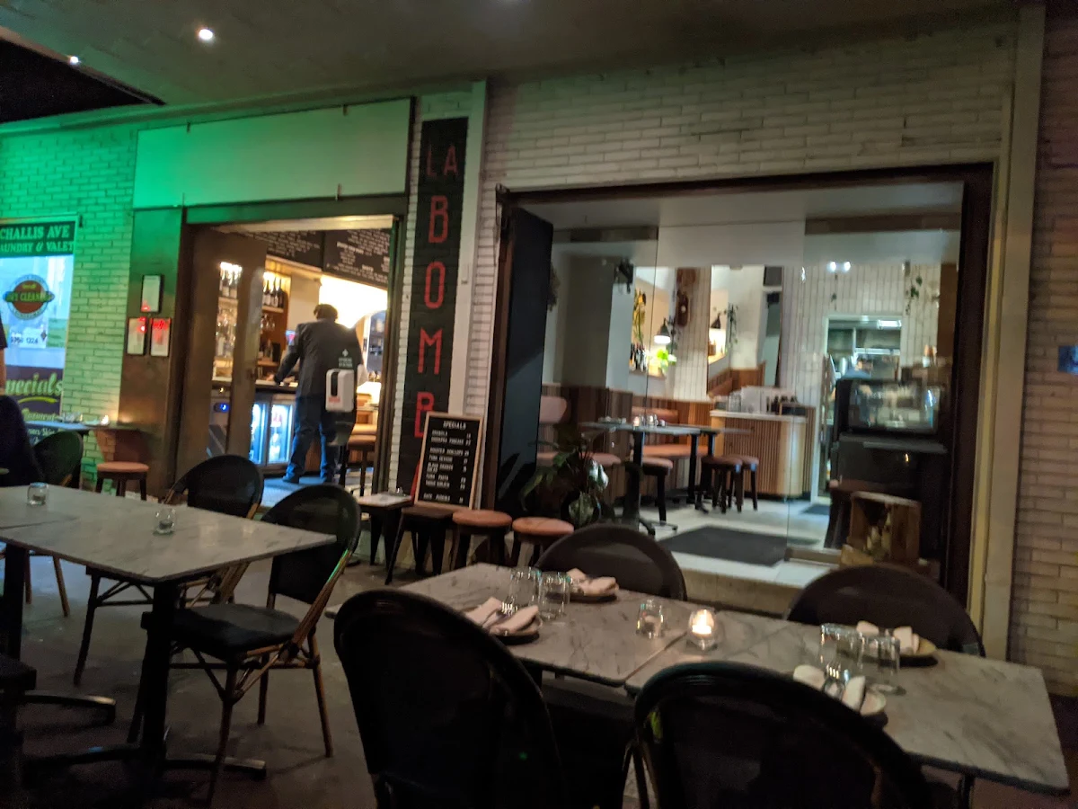 Vibe, La Bomba Cafe & Restaurant Potts Point