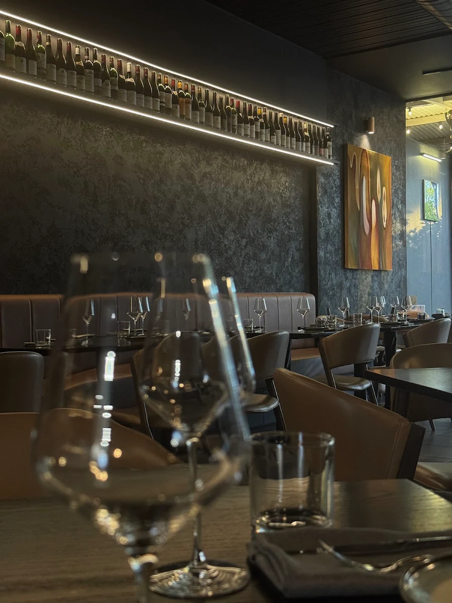 Vibe, ODÉ Bistro