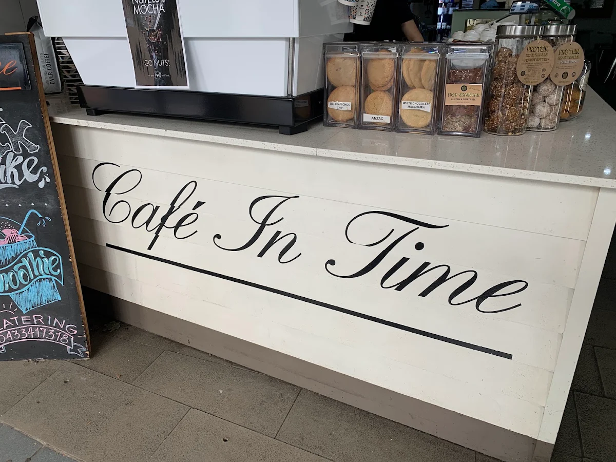 Menu, Café In Time