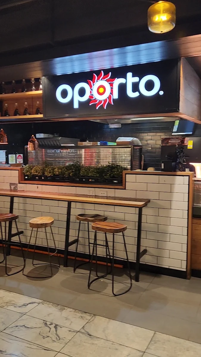 Vibe, Oporto Gateway Plaza