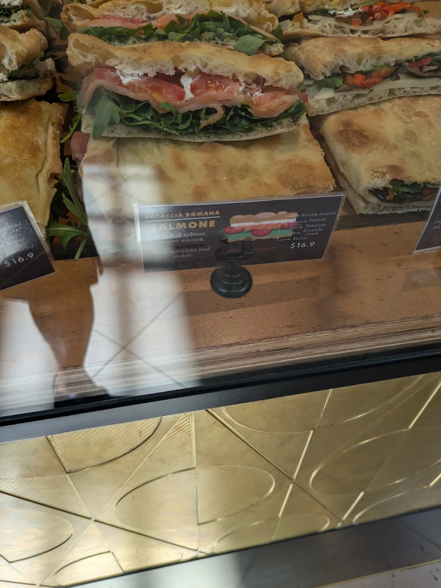 Menu, Brunetti Oro Chadstone