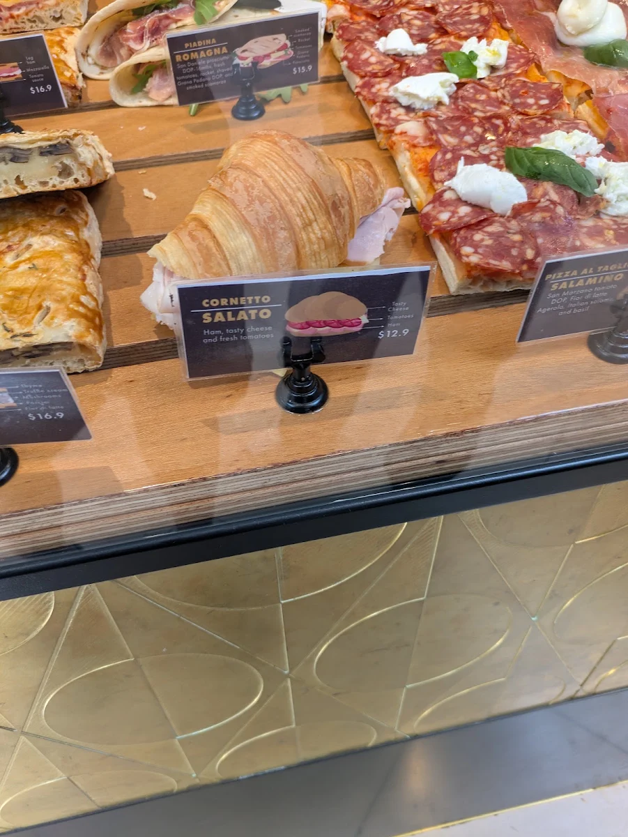 Menu, Brunetti Oro Chadstone