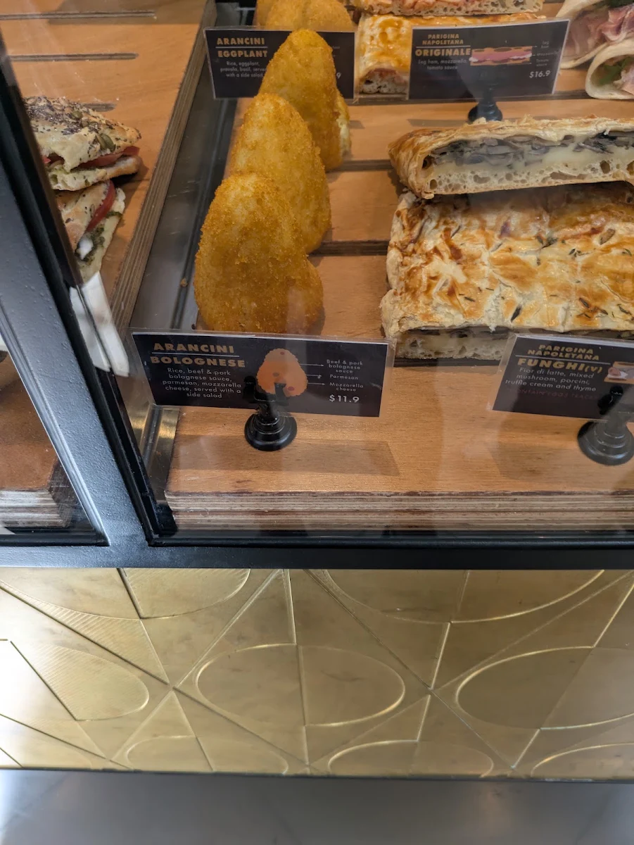 Menu, Brunetti Oro Chadstone