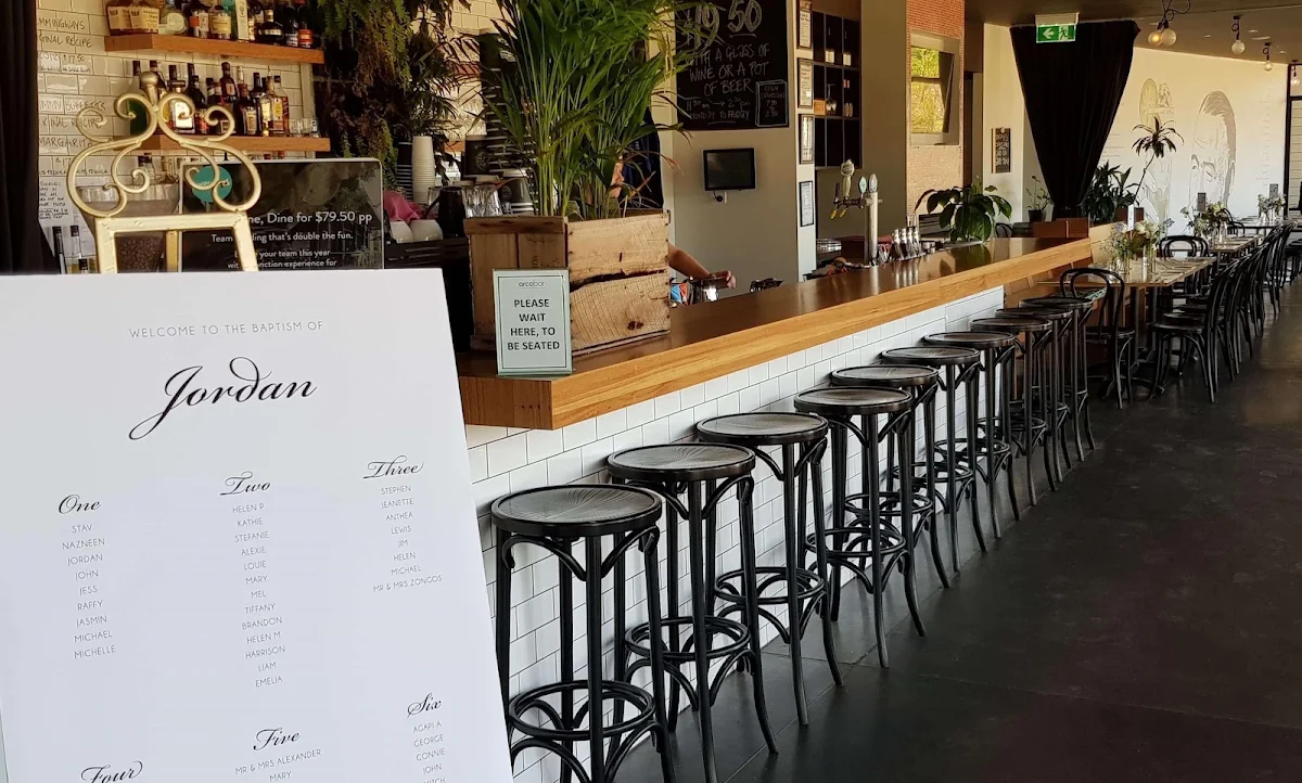 Vibe, arcobar heatherton