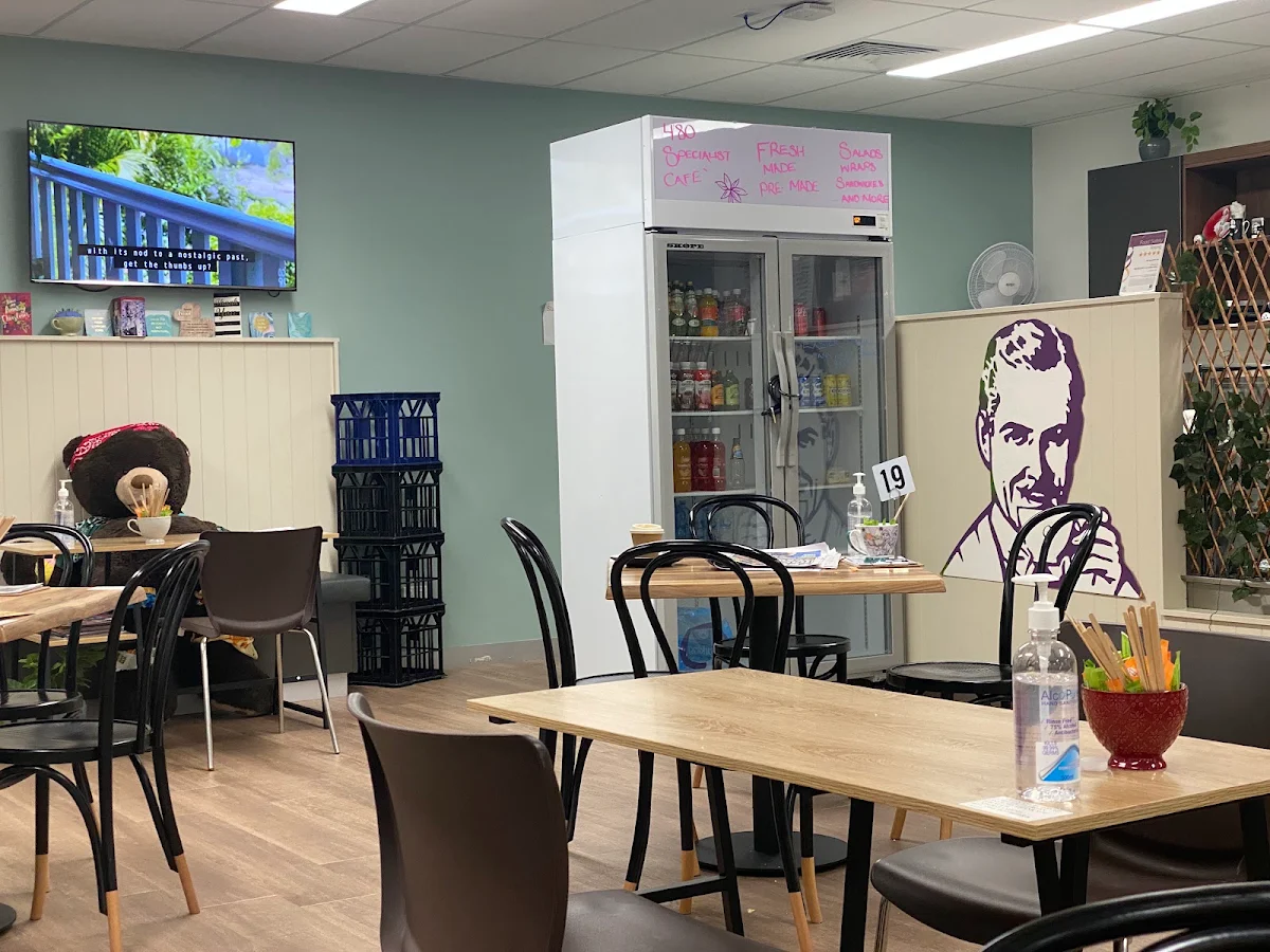 Vibe, 480 Specialist Cafe