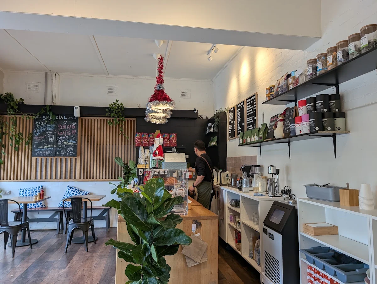 Vibe, Gathered Cafe