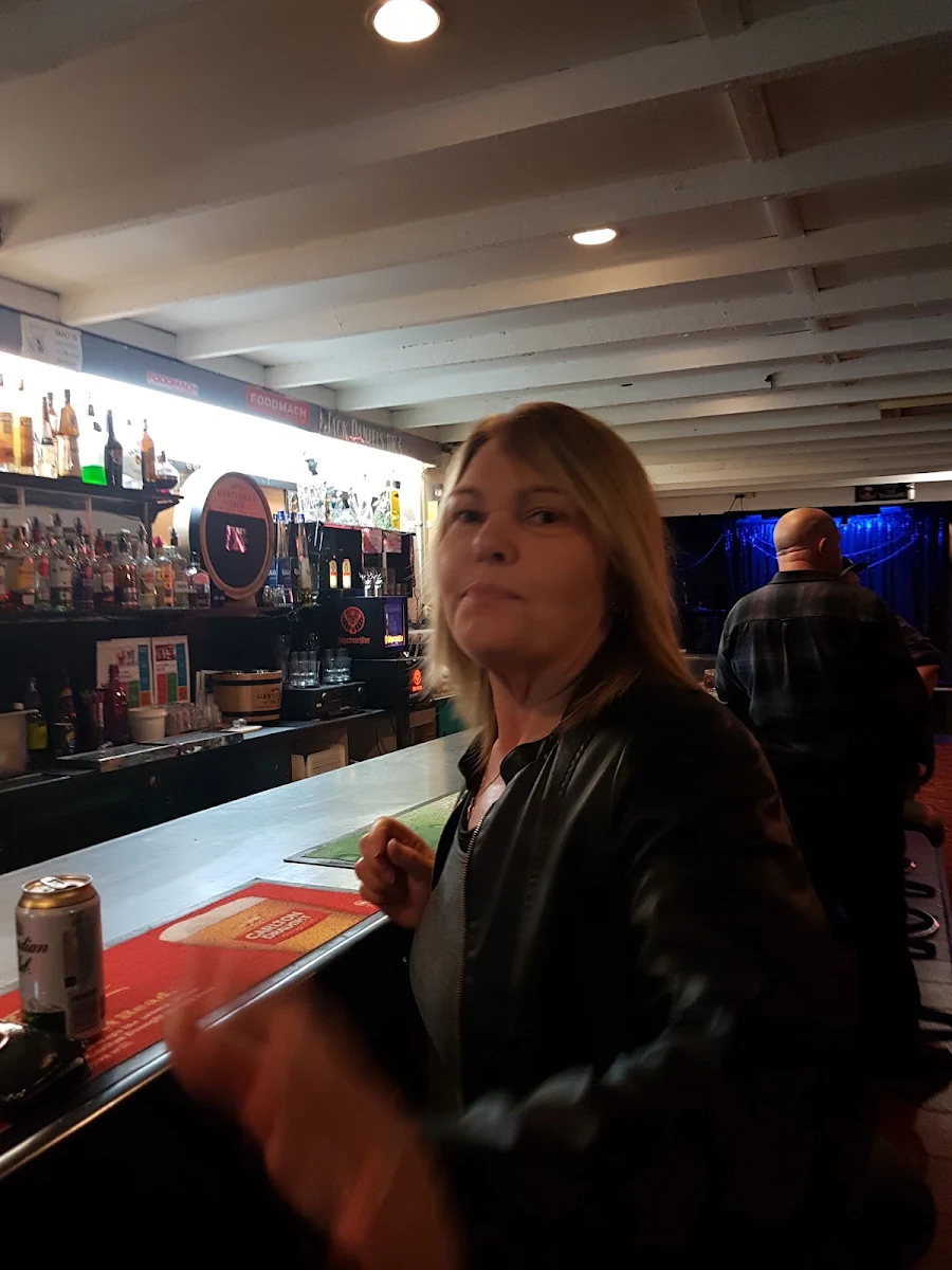 Vibe, Menai Hotel Motel