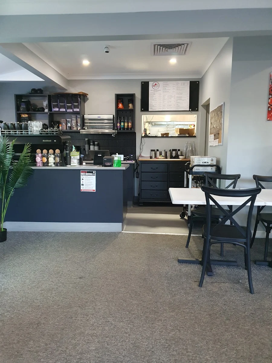 Vibe, Food Shack Cafe & Foodshack Pizzeria