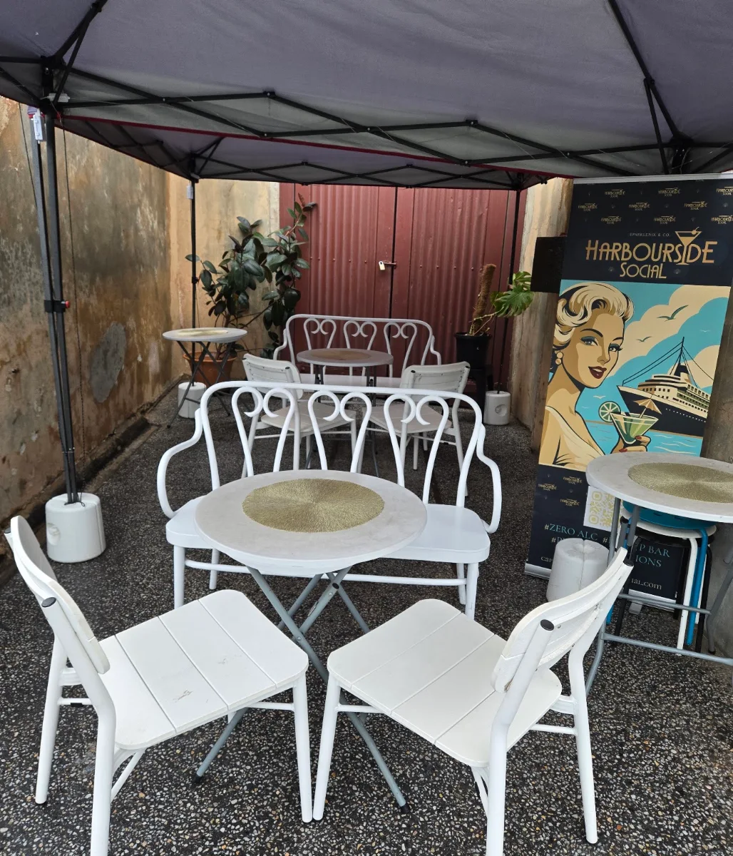 Vibe, Harbourside Social