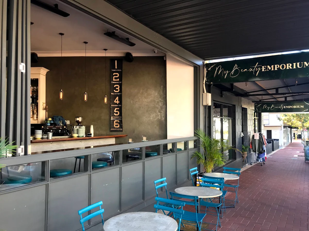 Vibe, The Old Laundry Bar & Kitchen