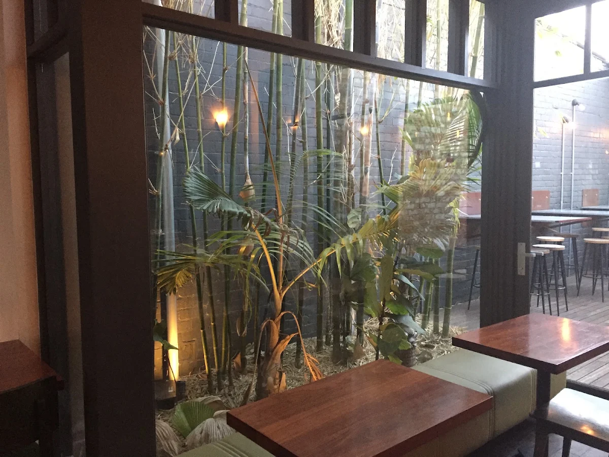 Vibe, The Old Laundry Bar & Kitchen