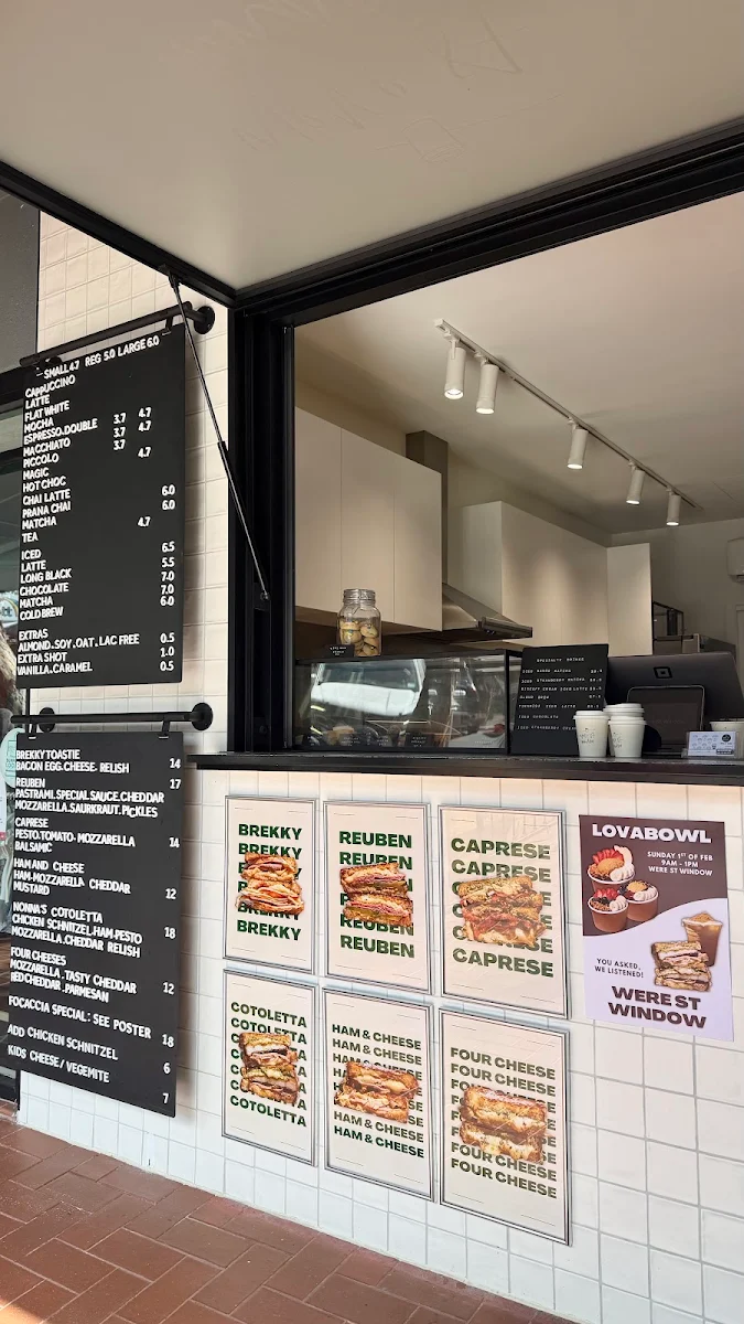 Menu, Were St Window