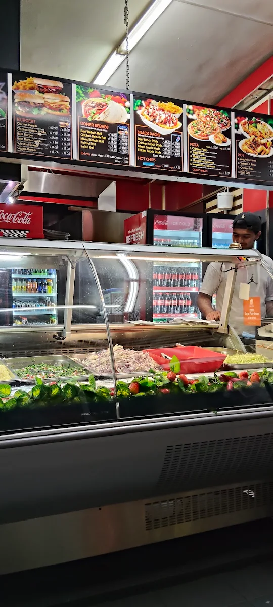Vibe, Newy Kebab