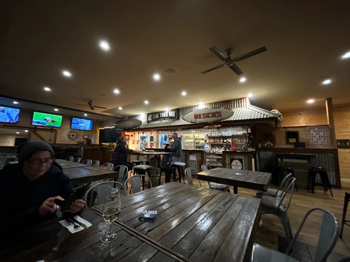 Vibe, One Tree Inn