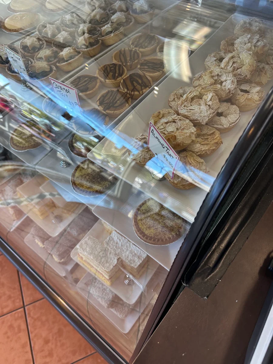 Vibe, Louttit Bay Bakery