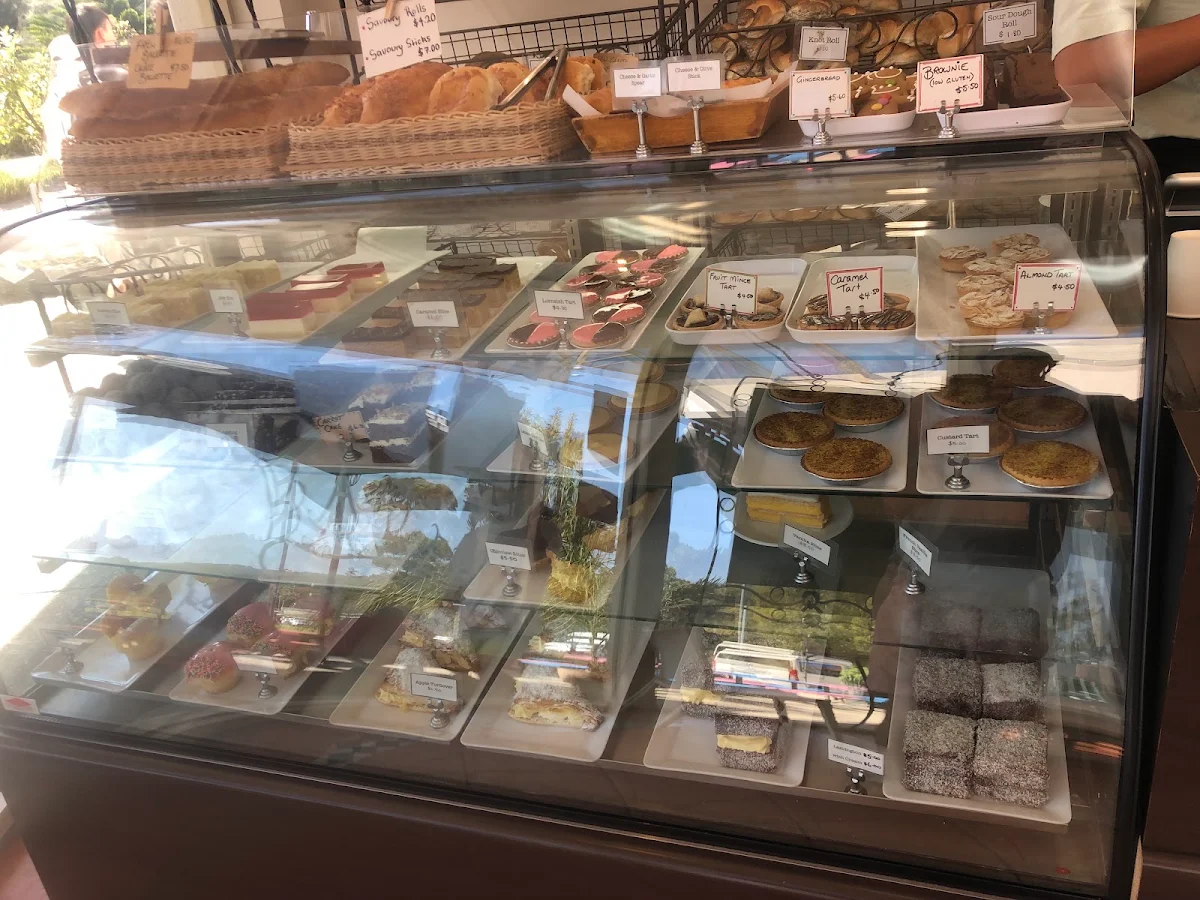 Vibe, Louttit Bay Bakery