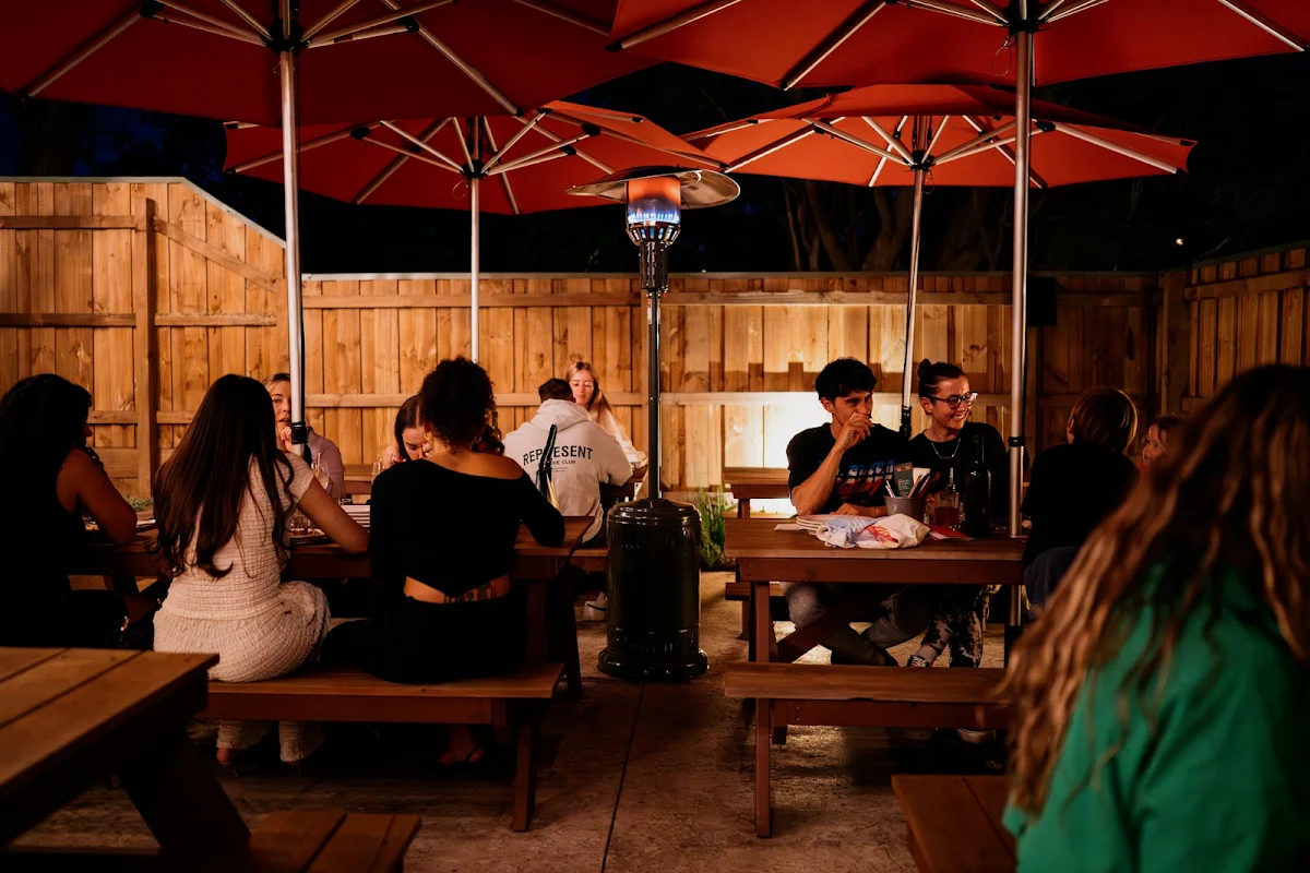Vibe photo 3