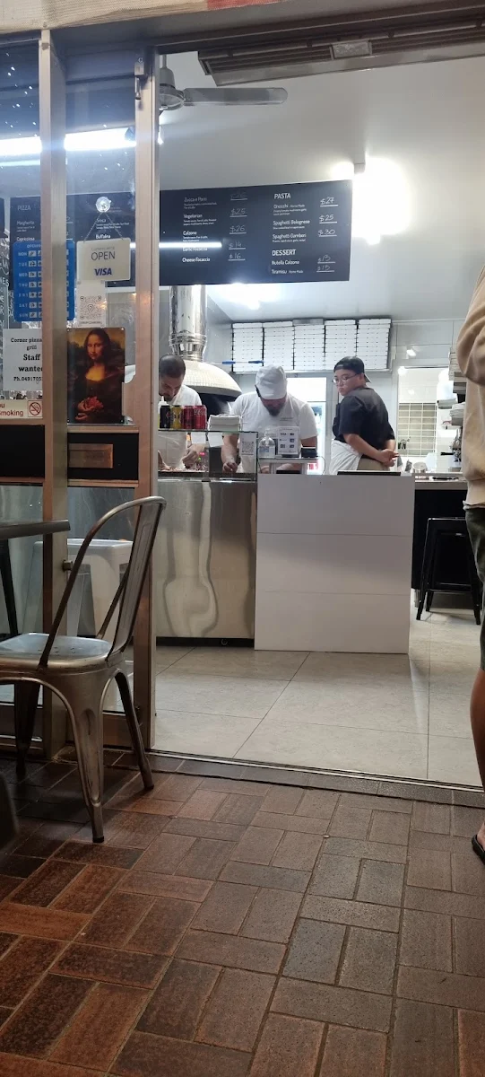 Vibe, Corner Pizza and Grill