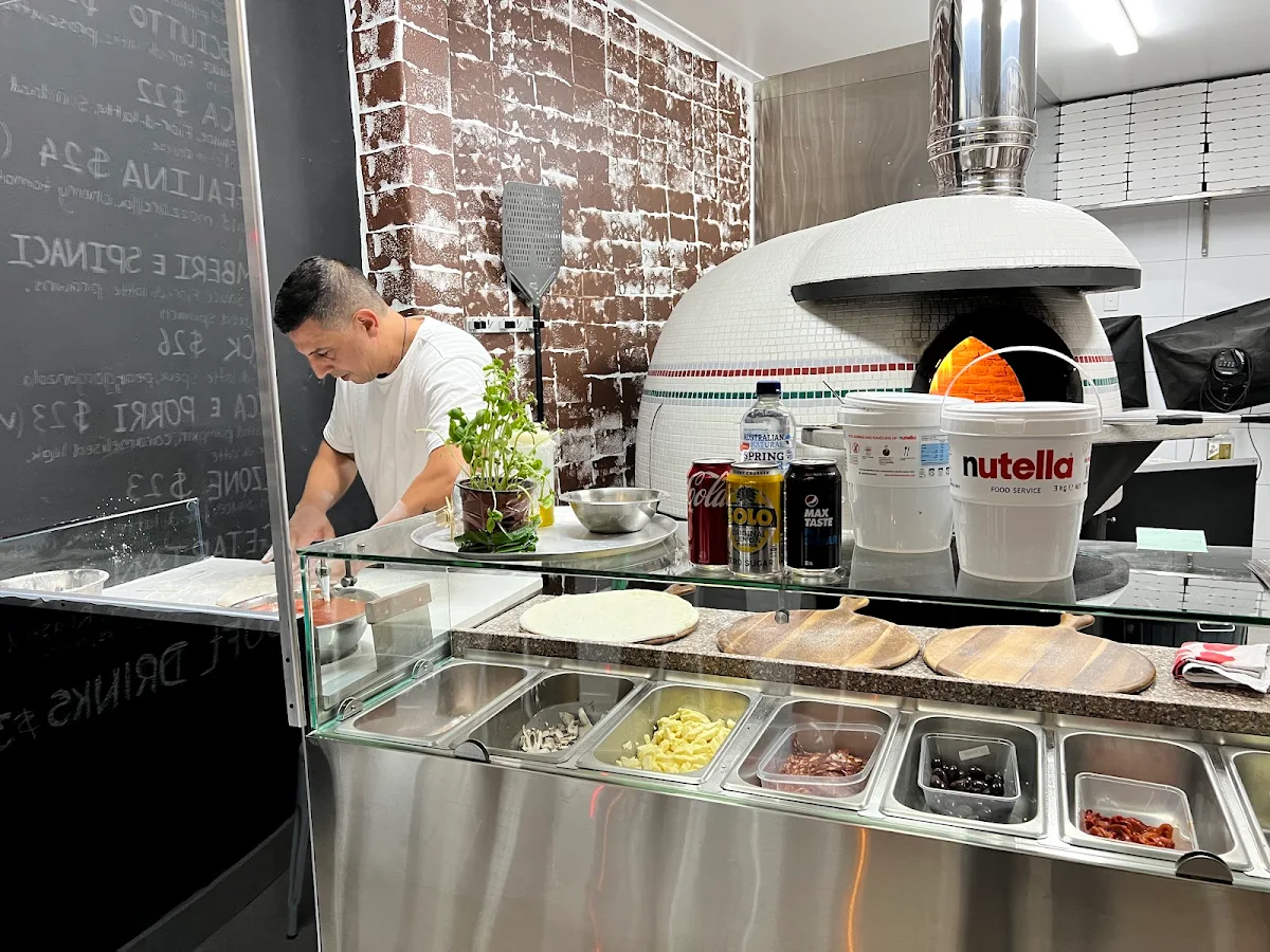 Vibe, Corner Pizza and Grill