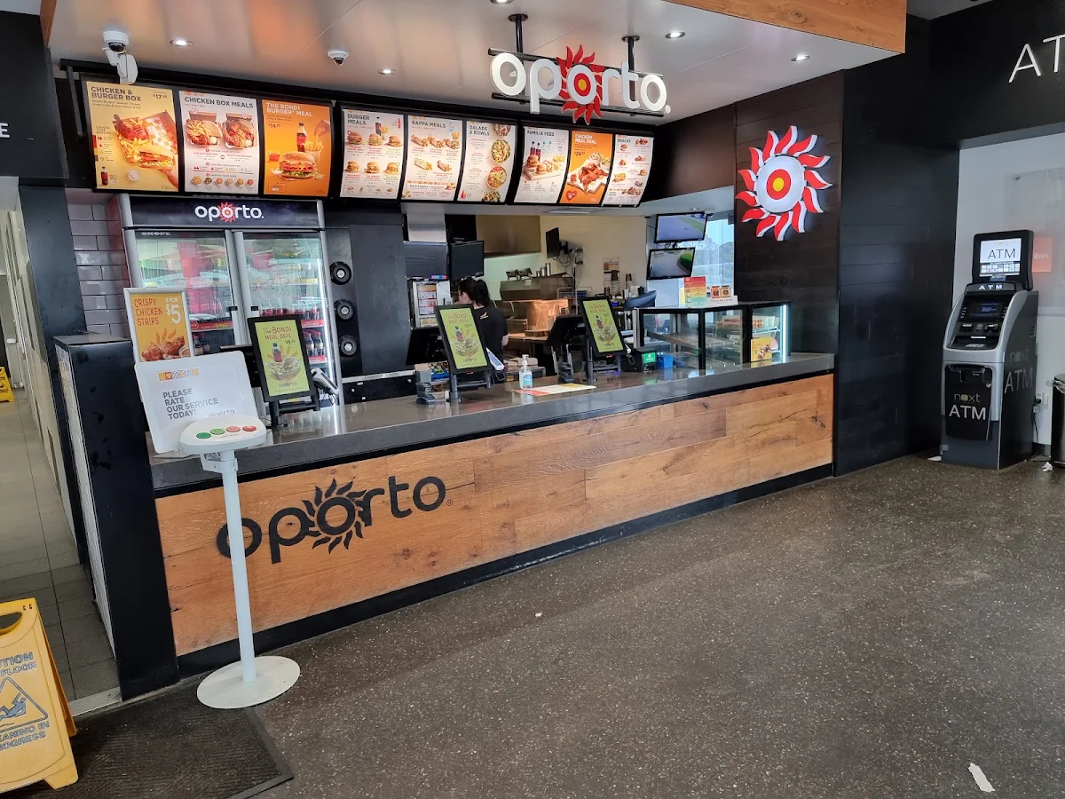 Vibe, Oporto Bolivar Drive Thru