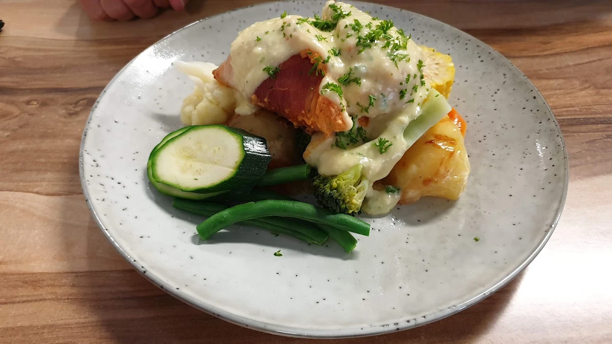 Food & drink, Rocky Cape Tavern & Caravan Park