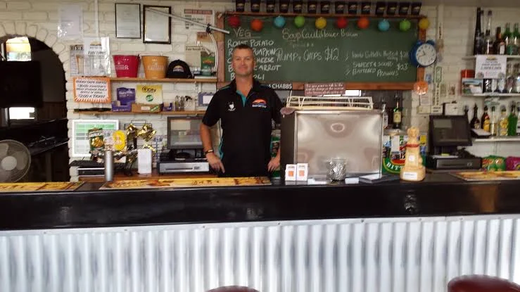 Vibe, Rocky Cape Tavern & Caravan Park