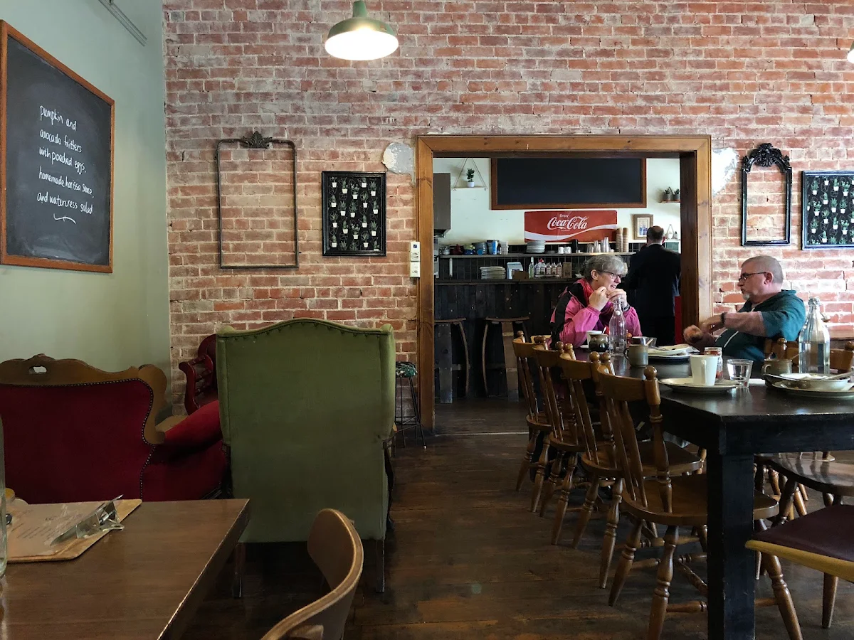 Vibe, Queen Street cafe.