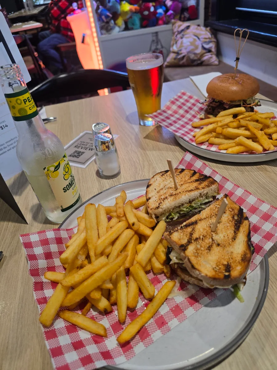 Food & drink, Cross Keys Hotel Adelaide