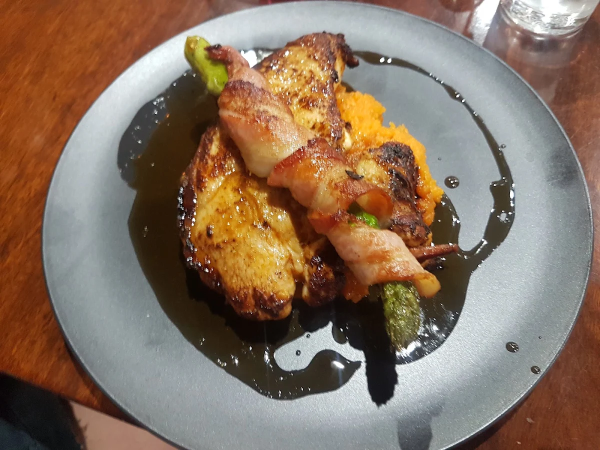 Food & drink, Cross Keys Hotel Adelaide