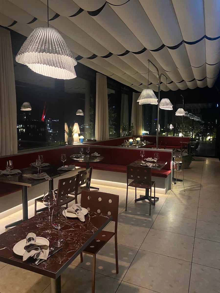 Vibe, Amatrice Rooftop Restaurant